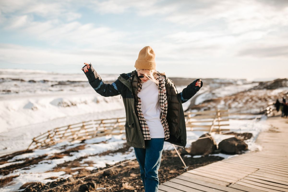 Laver et réimperméabiliser sa parka avant l'hiver : le guide pour ne pas l'abîmer
